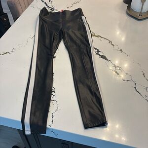 SPANX Faux Leather Leggings Size Medium- Black with White Stripe